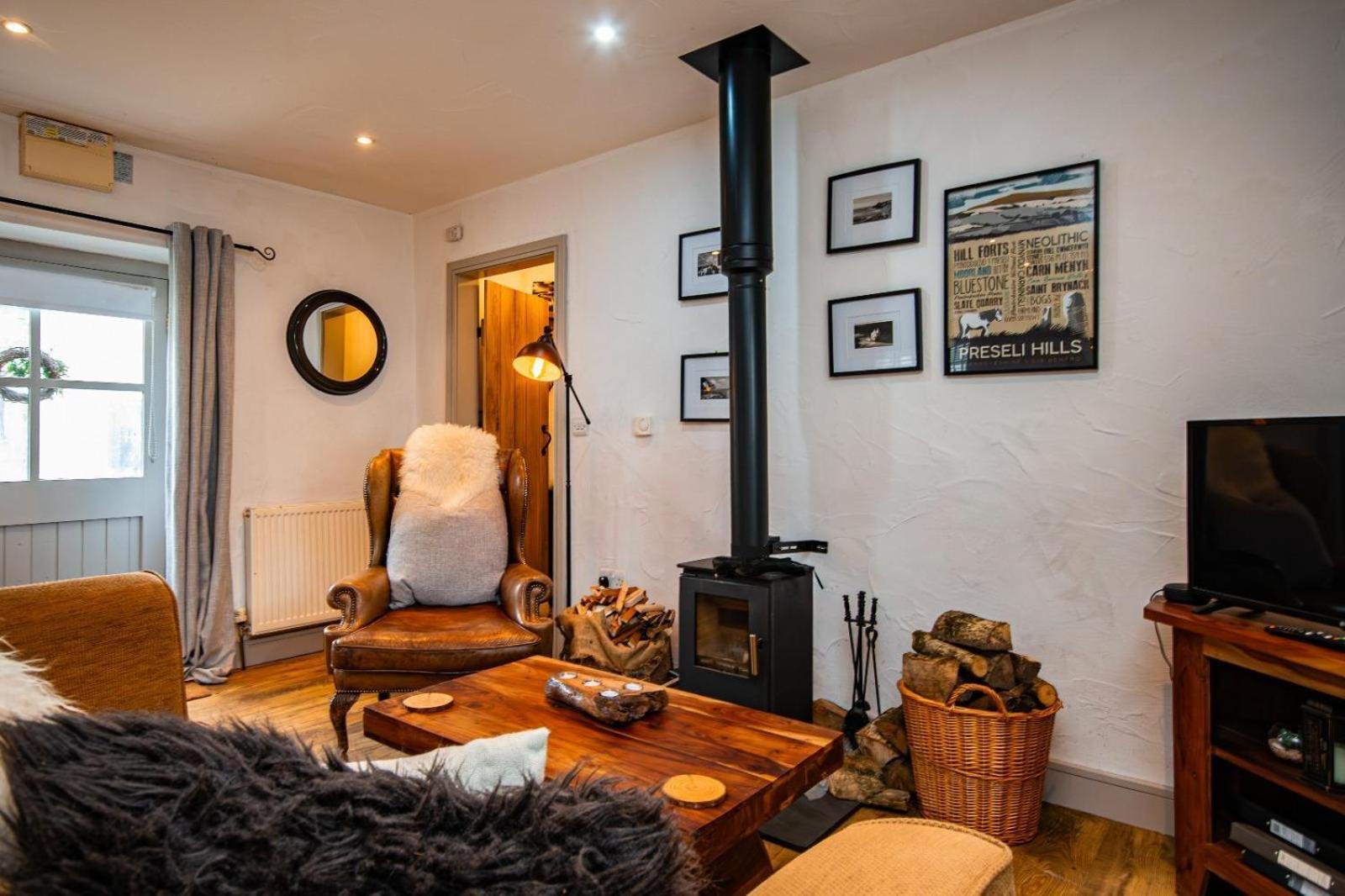 Cosy Farm Conversion In The Heart Of Pembrokeshire Maenclochog Εξωτερικό φωτογραφία